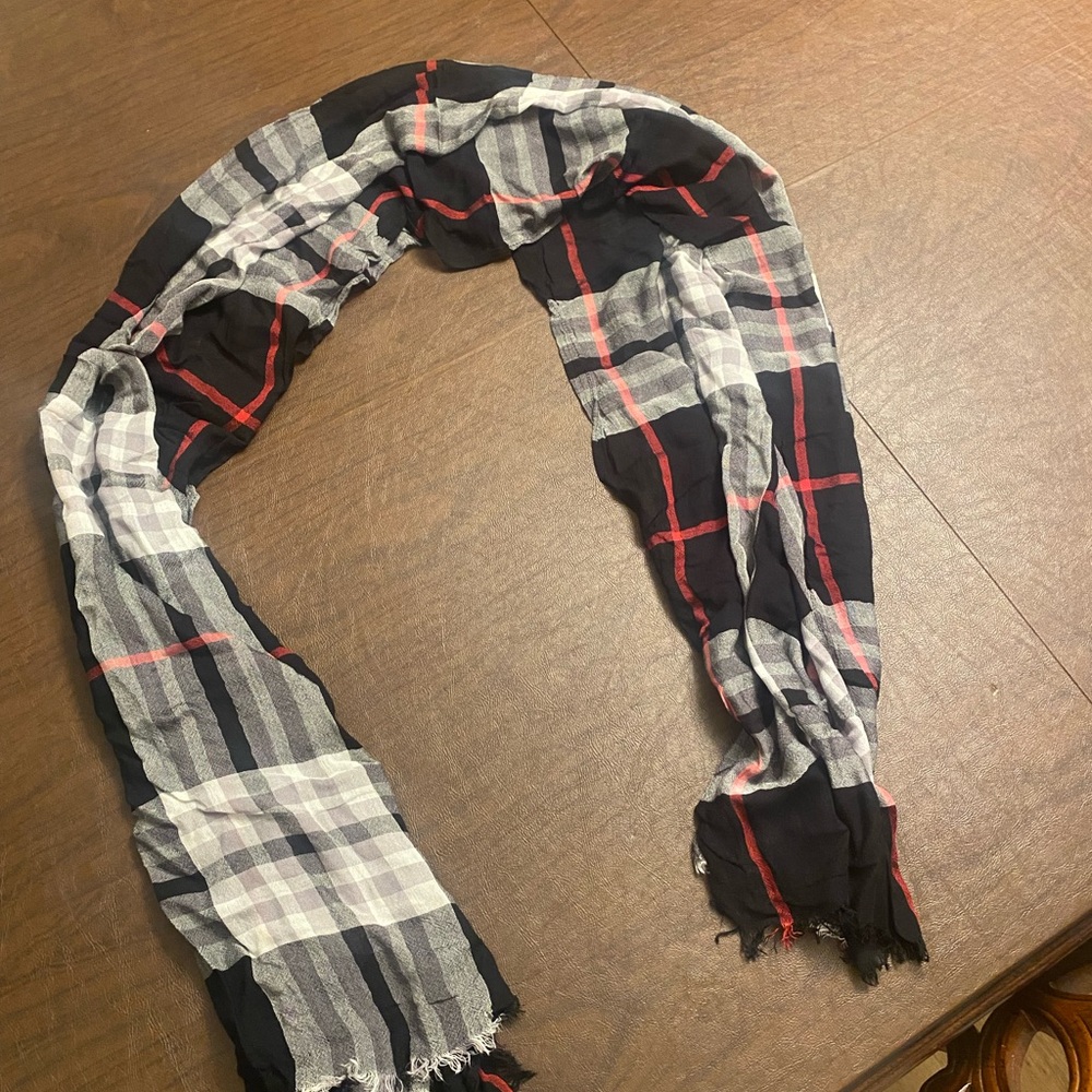 Stylish Black and Red Plaid Men's Scarf